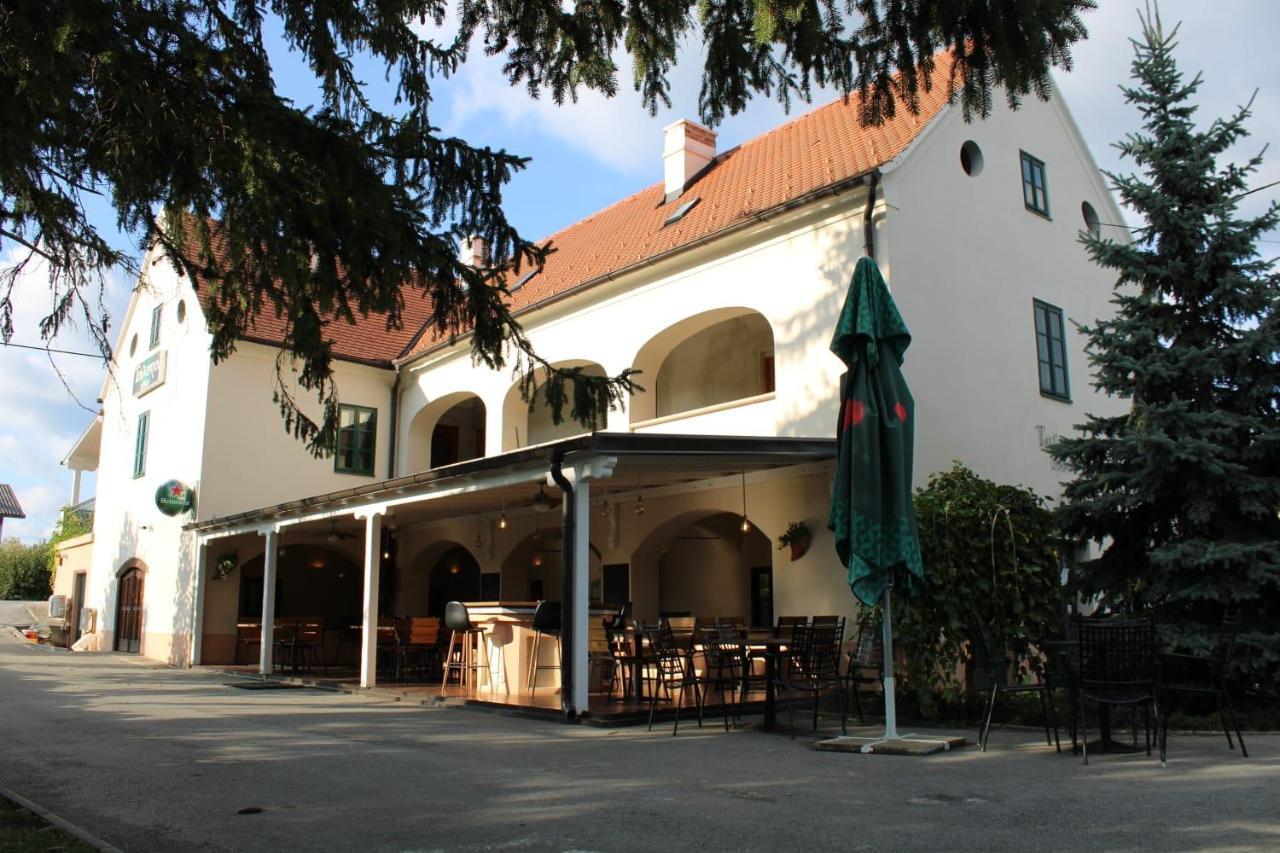 Taverna 1860 Rooms & Apartments Donja Zelina Zewnętrze zdjęcie
