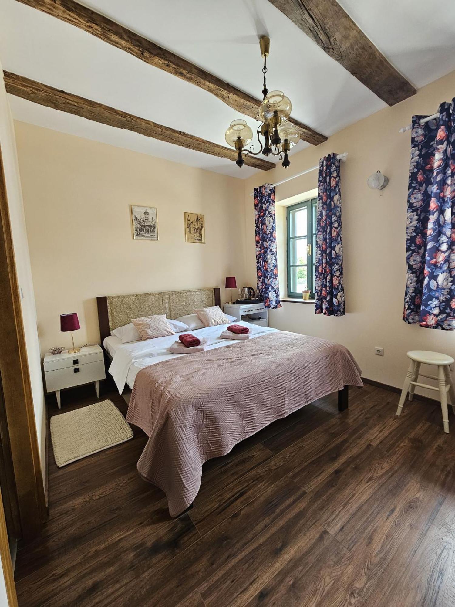 Taverna 1860 Rooms & Apartments Donja Zelina Zewnętrze zdjęcie
